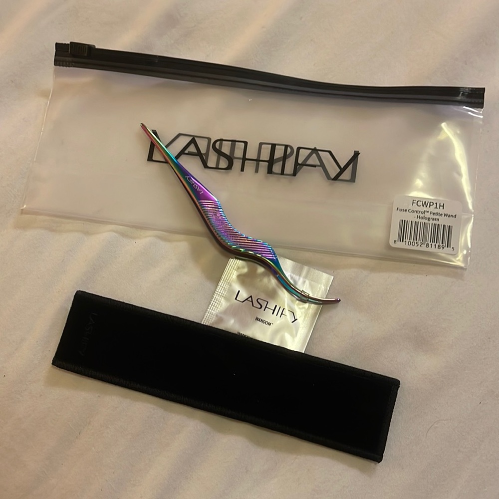 LASHIFY Fuse Control Wand Petite NEW Hologram FREE SHIPPING